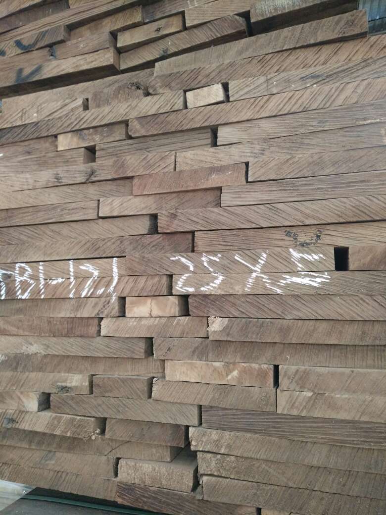 卡斯拉，榄仁木，唐木