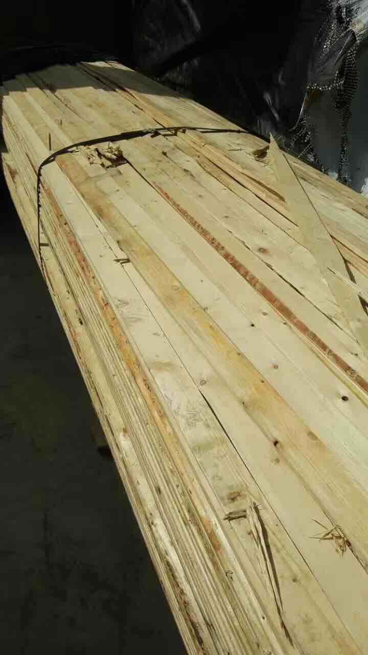 特价SPF托盘龙骨料