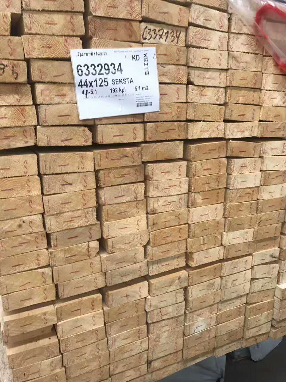 供应六级云杉
