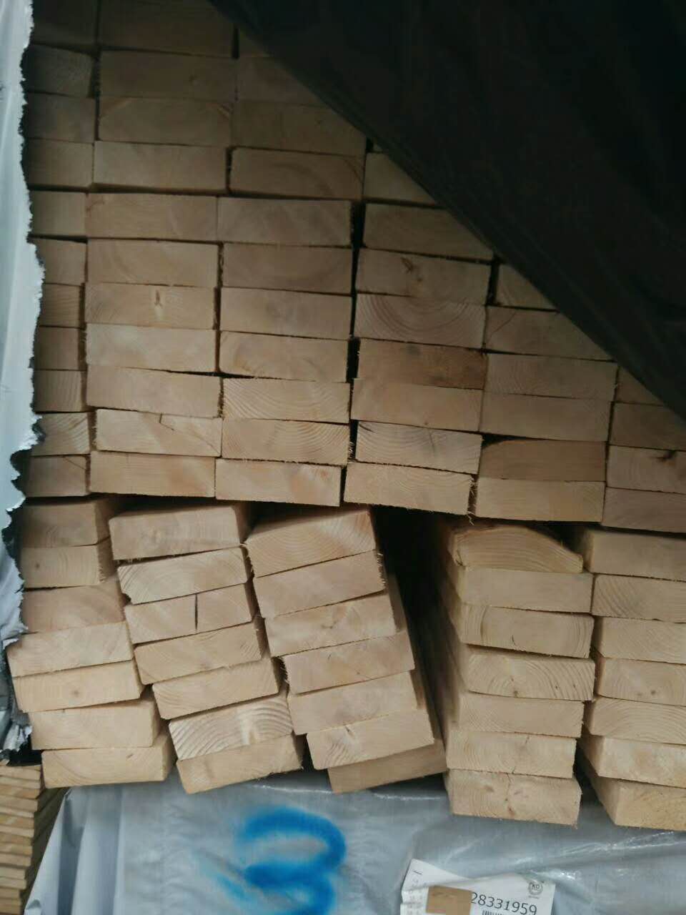 供应云杉烘干材（7级）