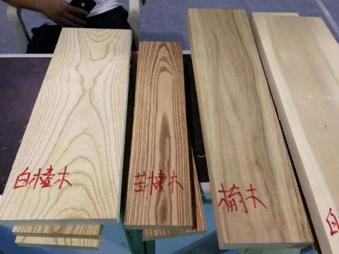 白椿木餐桌面